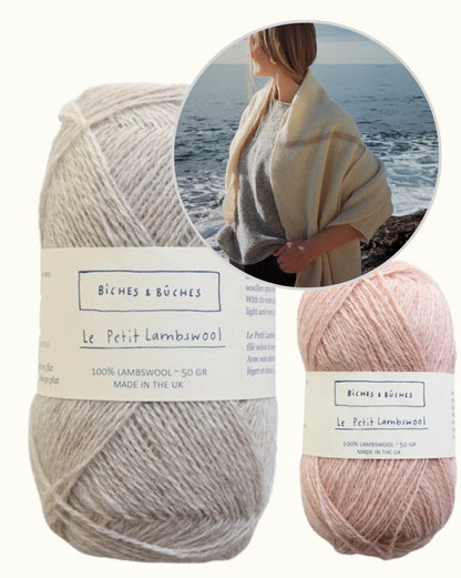 Châle n° 60 | grand châle avec de fines rayures en Le Petit Lambswool de Biches & Bûches