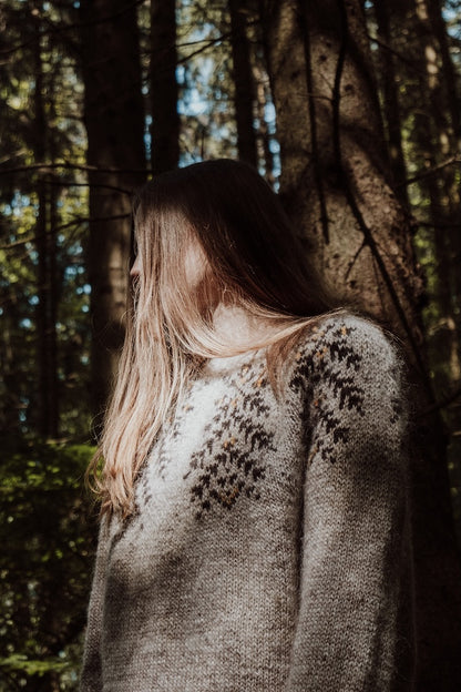 First Light Sweater | like sun rays in the morning from Lettlopi by Lopi Island