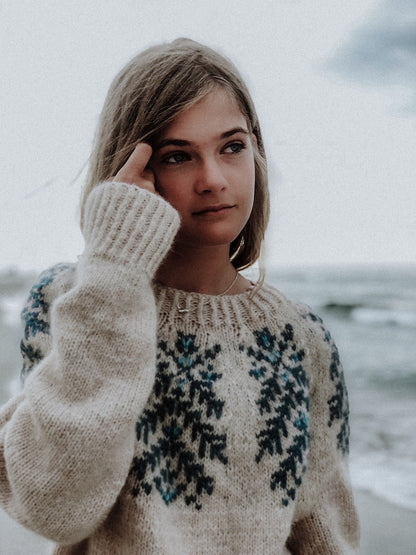 First Light Sweater | like sun rays in the morning from Lettlopi by Lopi Island