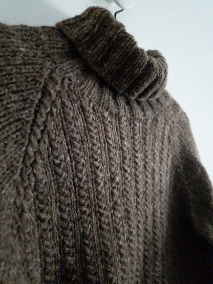 Fisherman´s Raglan | fisherman’s sweater for rough seas from Lettlopi by Lopi Island