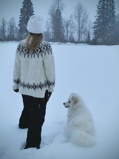 Fjelltur Sweater | kontrastreiches Norwegermuster aus Alafosslopi von Lopi Island