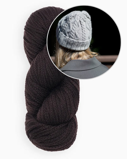 Vokse-hue | hue med kabelstrik i Far fra Woolfolk