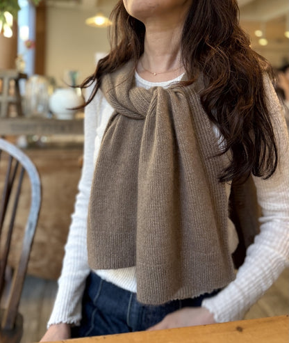 Kapuutsiga sallvest | ülmitmekülgne ja eriti pehme Cardiffi Classic Cashmere’ist
